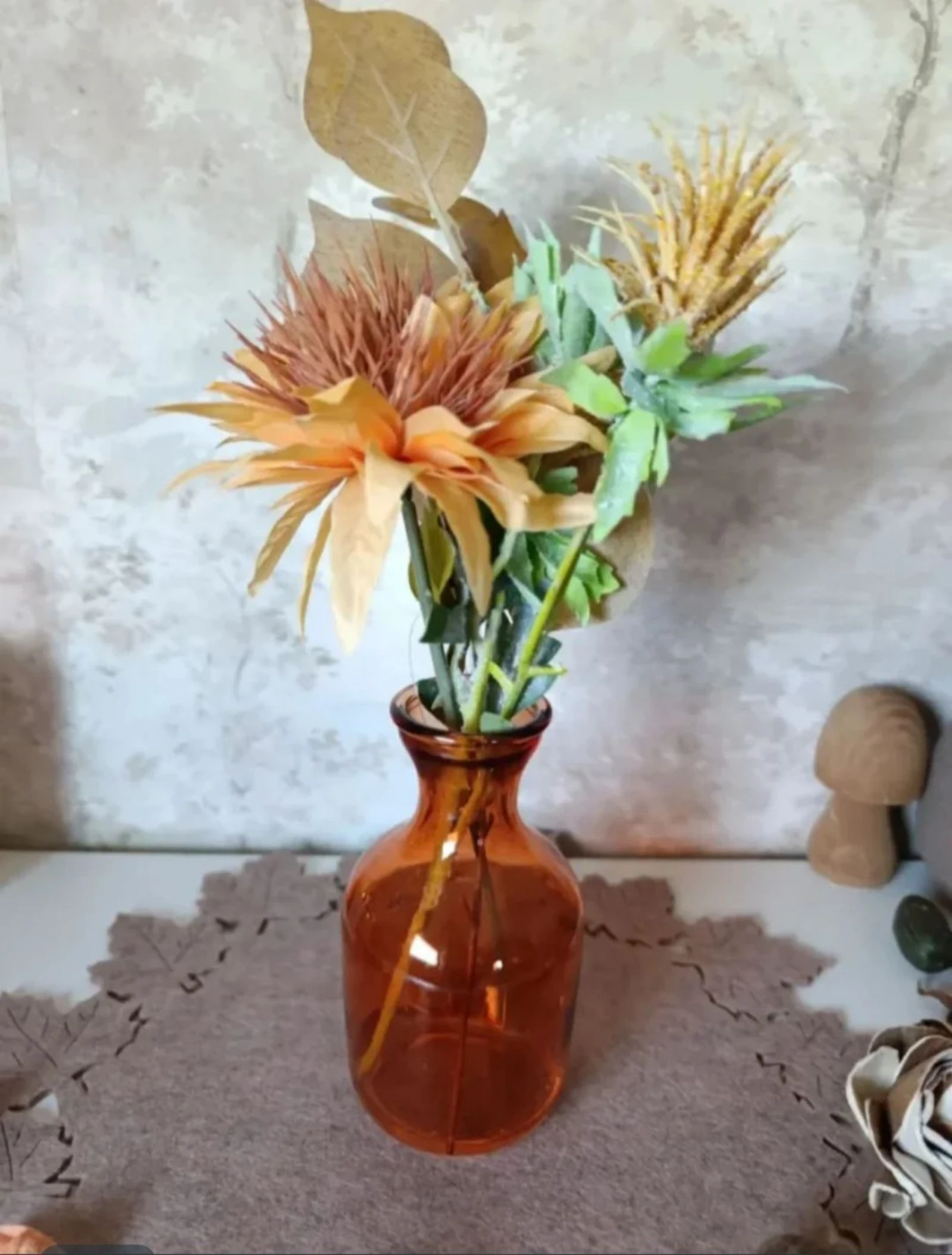 Jarron con decoracion artificial – photo 2